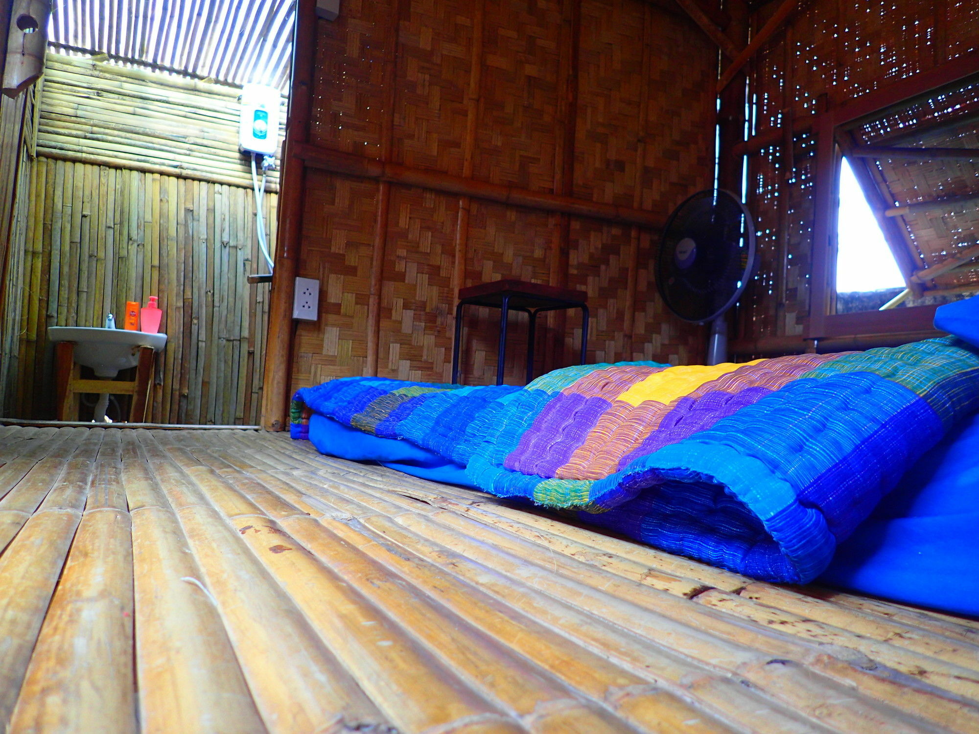 Fundee Story Guesthouse Bamboo House In Chiang Mai Old Town Luaran gambar