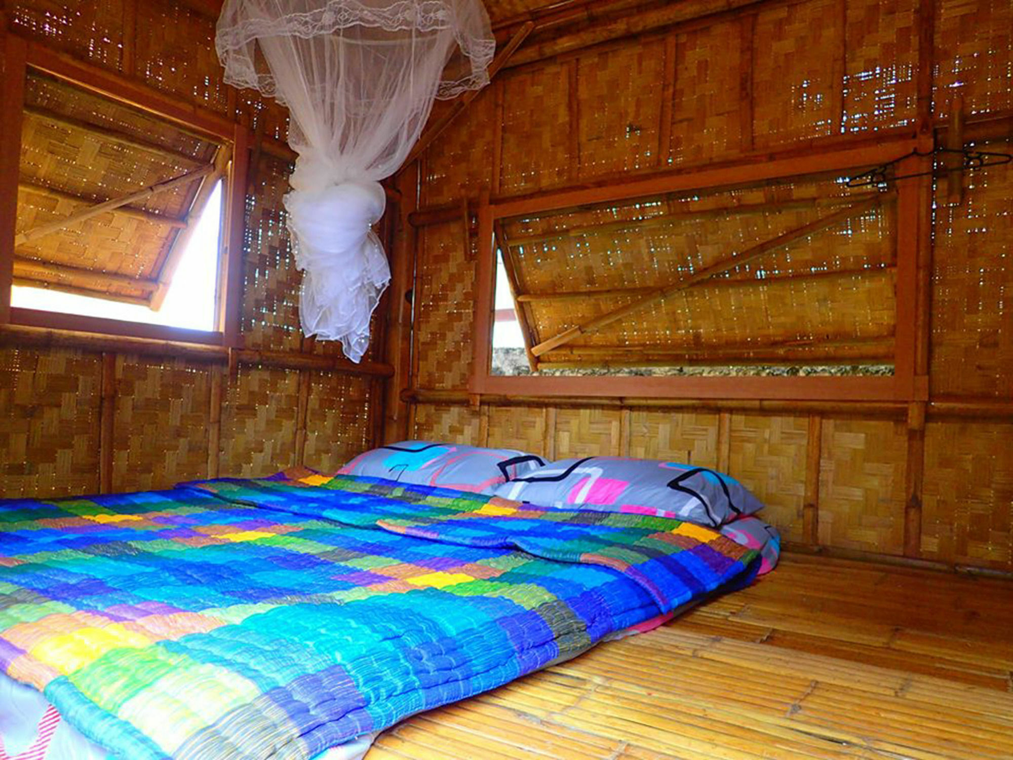 Fundee Story Guesthouse Bamboo House In Chiang Mai Old Town Luaran gambar